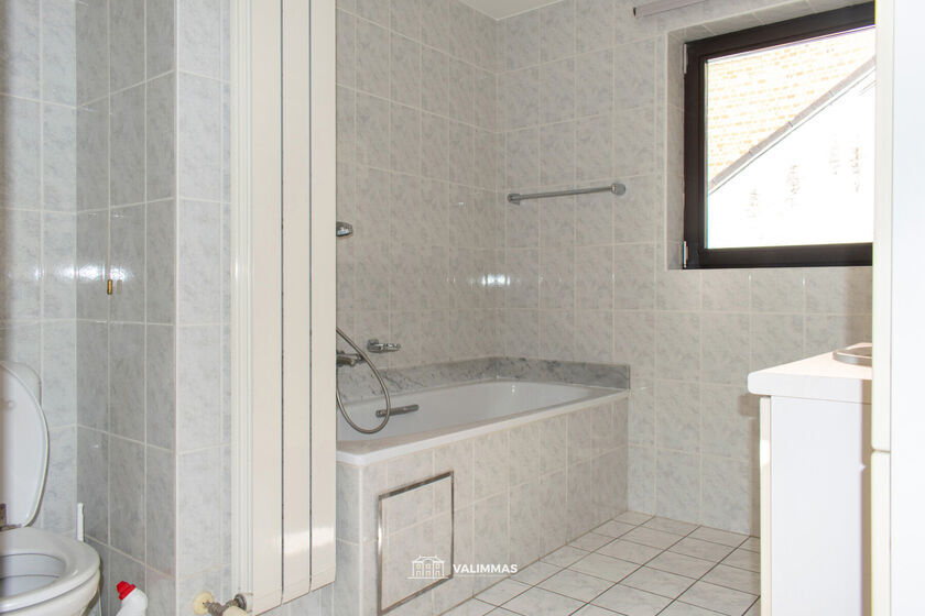 Appartement à louer à Asse