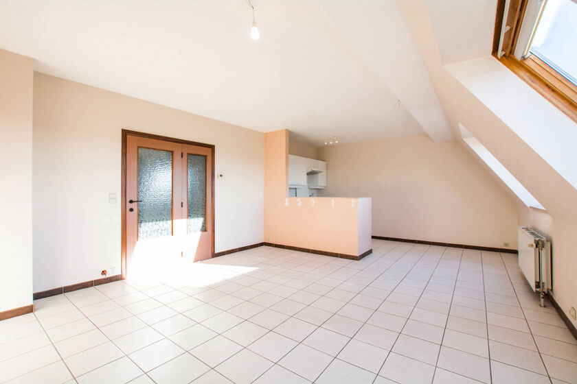 Appartement à louer à Asse