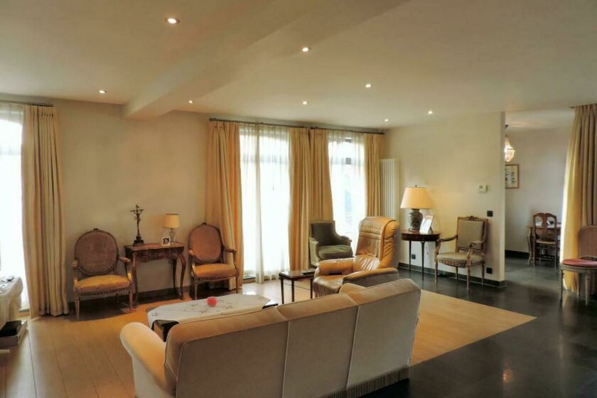 Appartement à louer à Asse