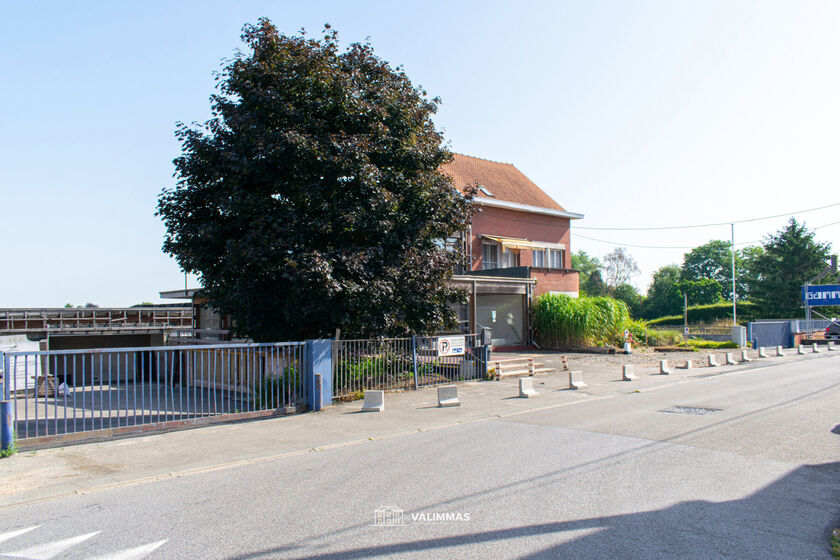 Bedrijfsgebouw te huur in Asse