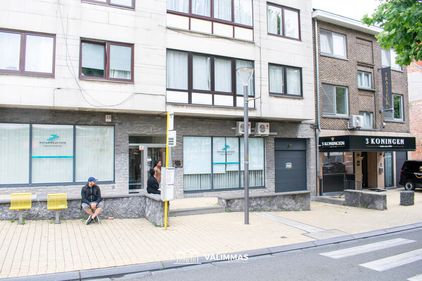 Binnenstaanplaats te koop in Asse