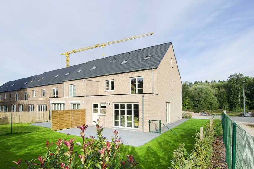 Buitengewoon huis over te nemen in Asse