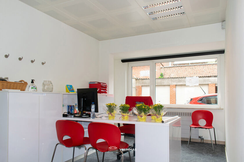 Bureaux &agrave; louer &agrave; Asse