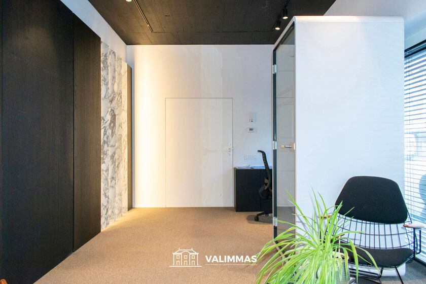 Bureaux à louer à Asse