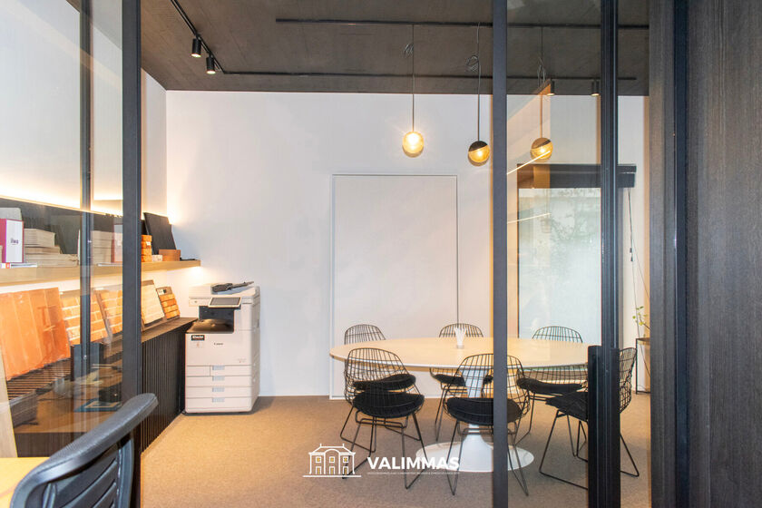 Bureaux à louer à Asse