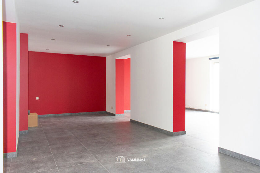 Commerce individuel à vendre à Asse