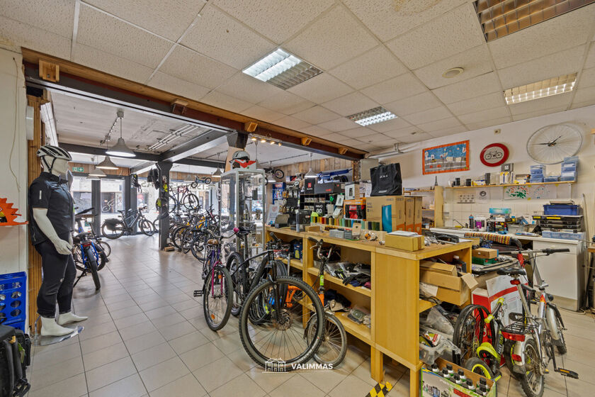Gebouw voor gemengd gebruik te koop in Asse