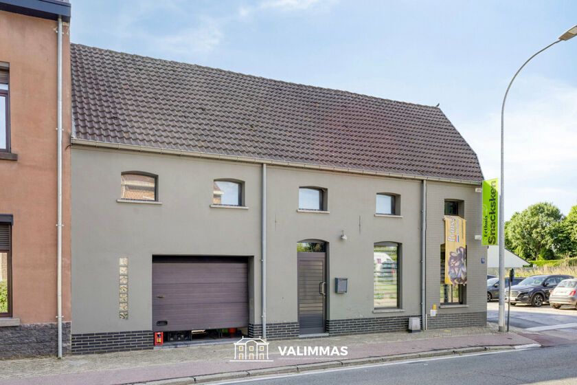 Gebouw voor gemengd gebruik te koop in Asse