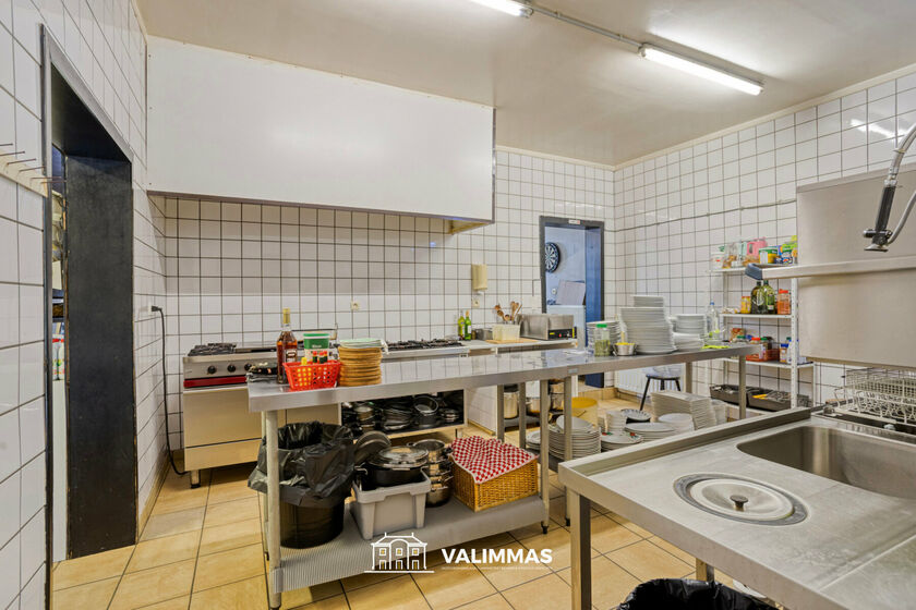 Gebouw voor gemengd gebruik te koop in Asse