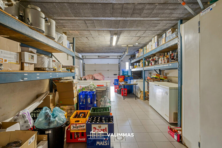 Gebouw voor gemengd gebruik te koop in Asse