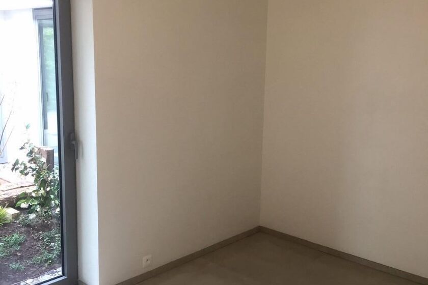 Gelijkvloerse verdieping te huur in Asse