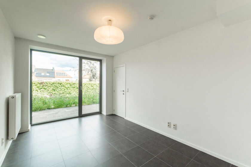 Gelijkvloerse verdieping te huur in Asse