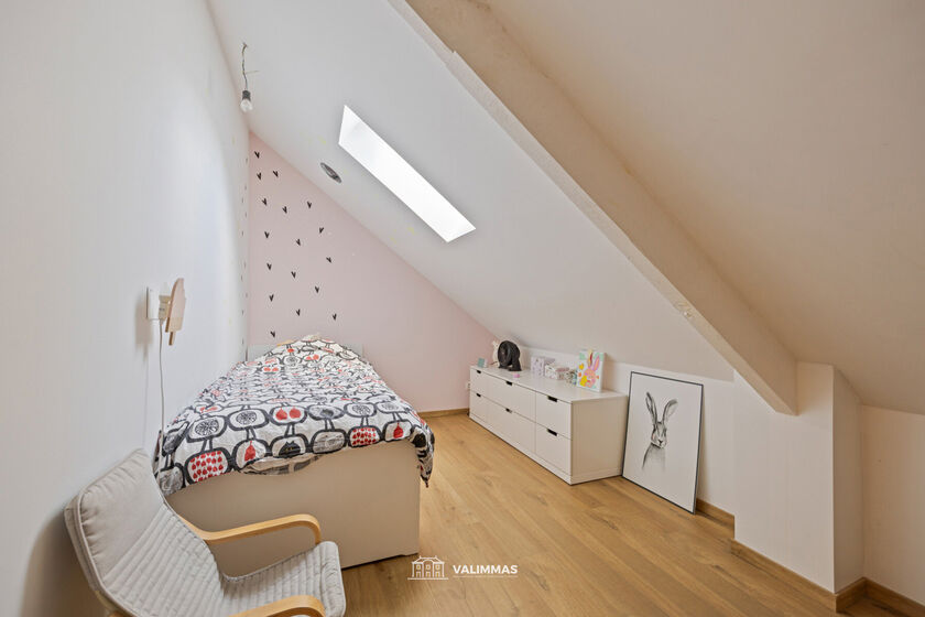 Immeuble à usage multiple à vendre à Asse