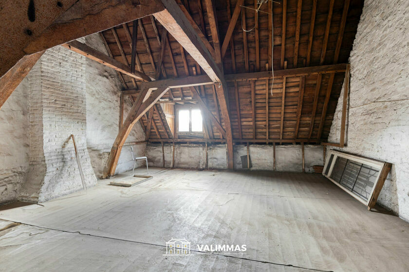 Immeuble mixte &agrave; vendre &agrave; Asse