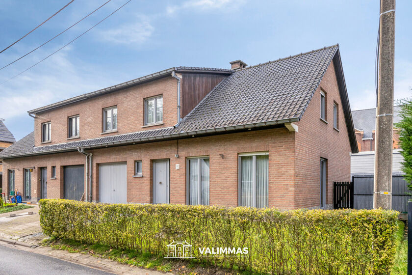 Maison à vendre à Asse