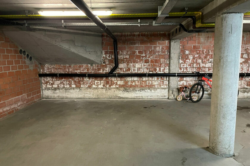 Parking intérieur à louer à Asse