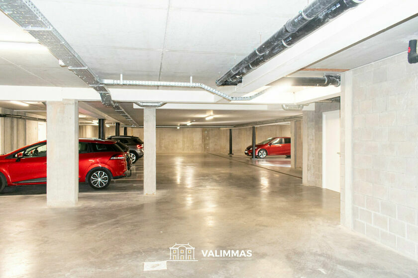 Parking intérieur à vendre à Asse
