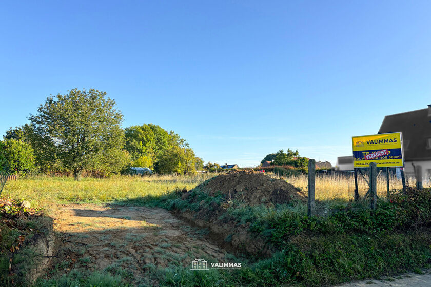 Terrain à bâtir à vendre à Asse
