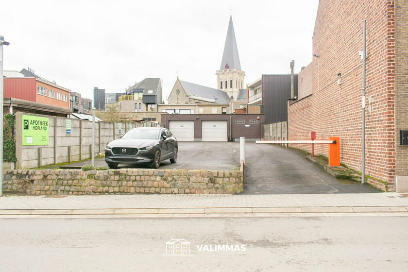 Terrain à bâtir (projets) à vendre à Asse