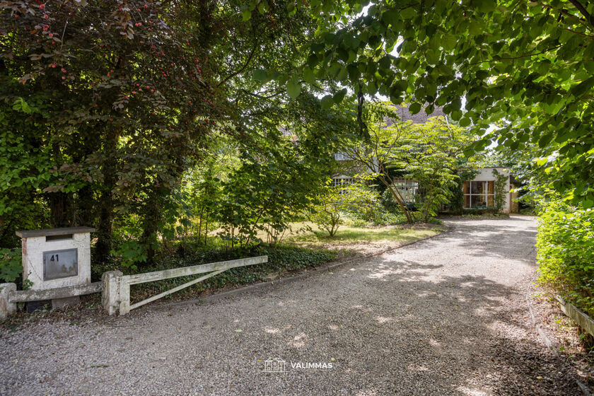 Villa te koop in Asse