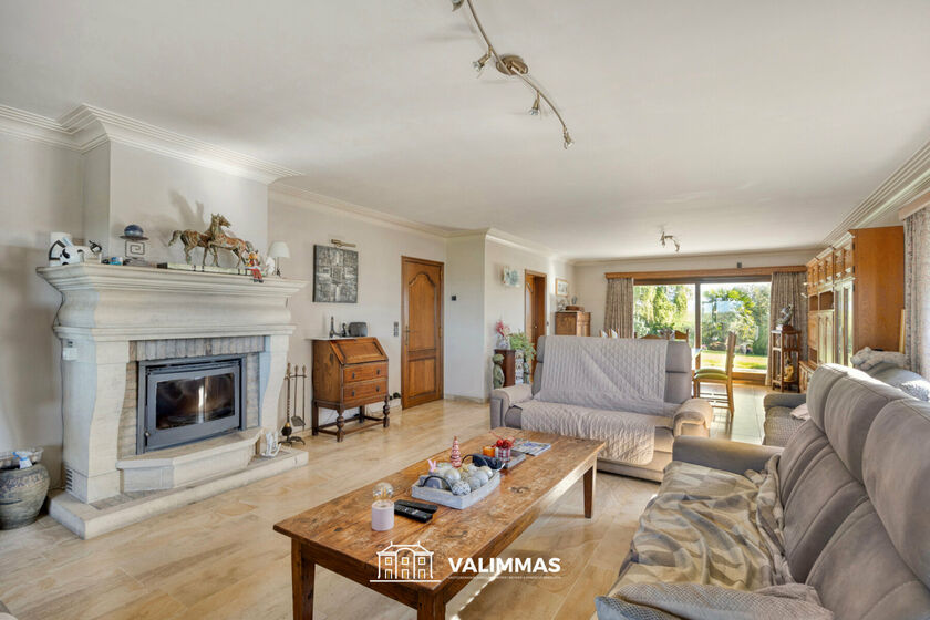 Villa te koop in Asse