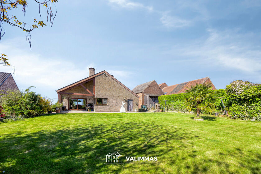 Villa te koop in Asse