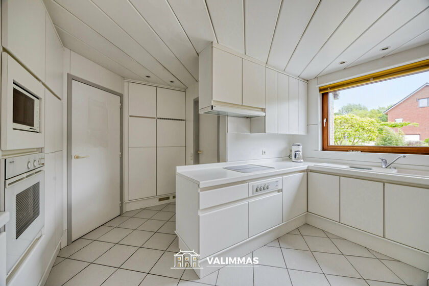 Villa te koop in Asse