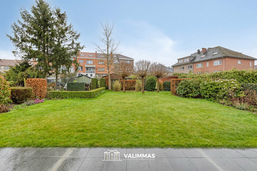 Villa te koop in Groot-Bijgaarden