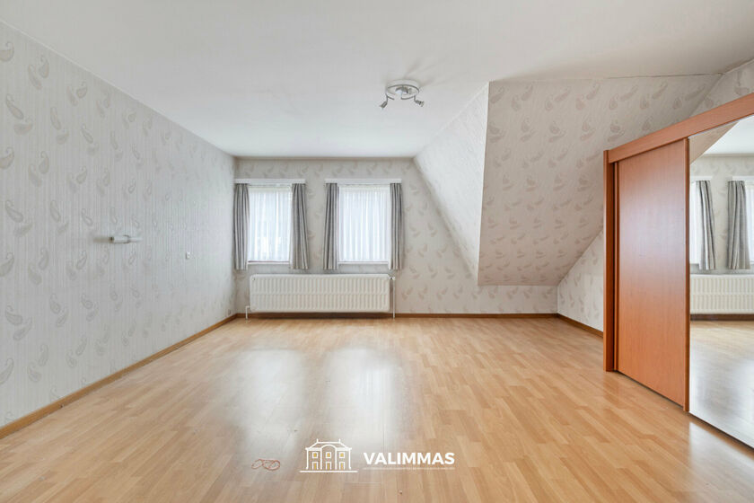 Villa te koop in Groot-Bijgaarden