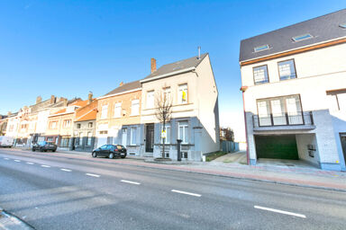 Gesloten garagebox te huur in Asse