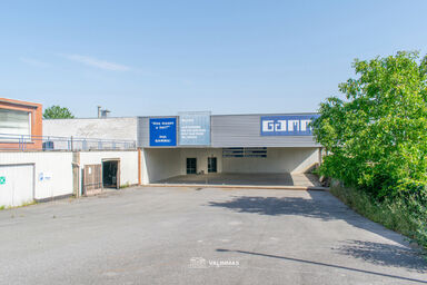 Immeuble polyvalent à louer à Asse